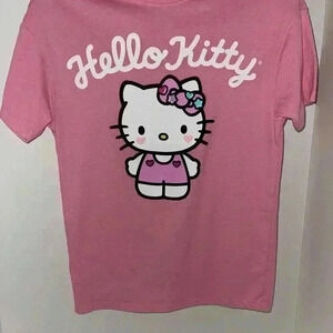 Pink hello kitty T shirt
